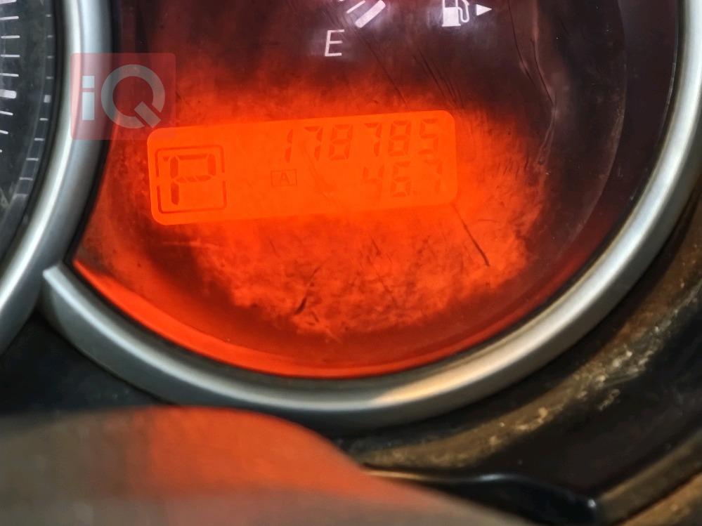 نيسان فيرسا